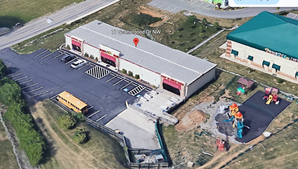 77 Scattergood Dr NW, Christiansburg, VA for sale - Building Photo - Image 2 of 46