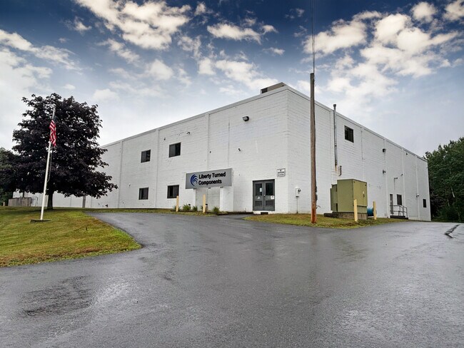 Plus de détails pour 7 Nadeau Dr, Rochester, NH - Industriel à louer