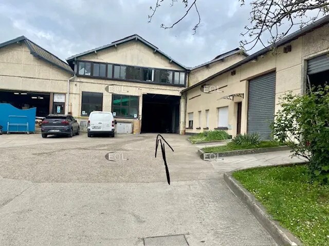 Flex in Corbeil-Essonnes for lease - Building Photo - Image 3 of 7