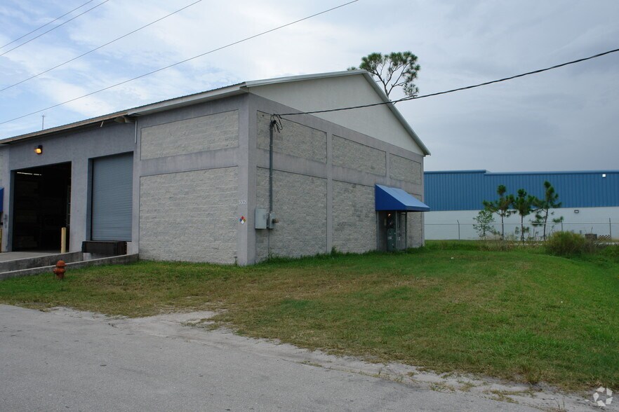 3321 SW 42nd Ave, Palm City, FL for sale - Building Photo - Image 2 of 2