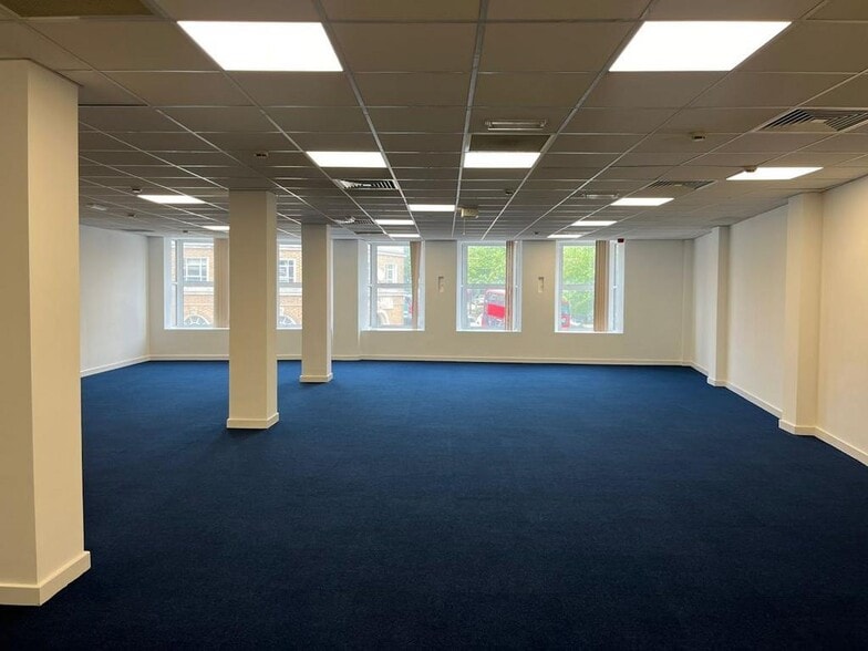 2-16 Church Rd, Stanmore for lease - Building Photo - Image 2 of 4