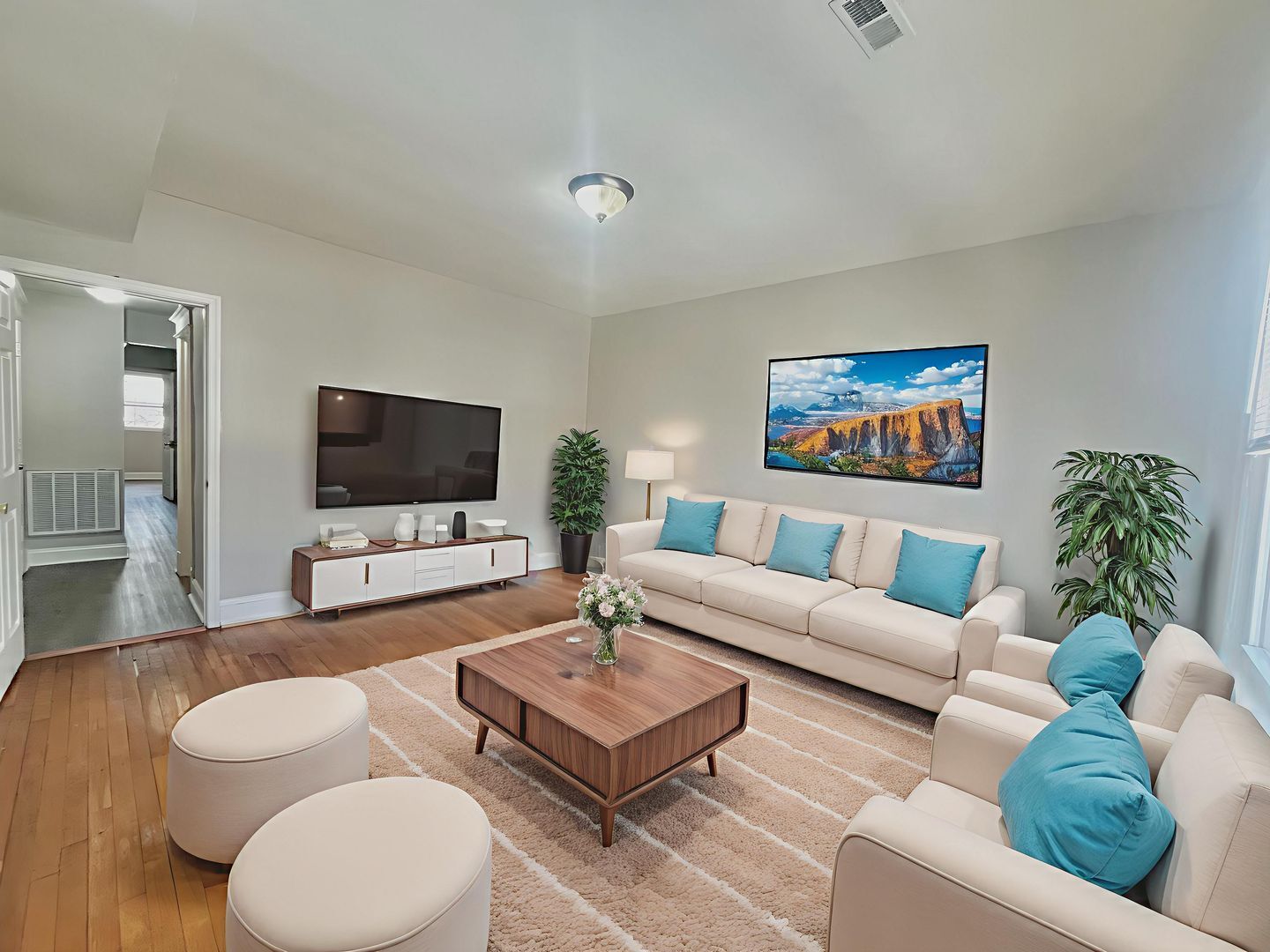 5611 7th St NW, Washington, DC à vendre Photo principale- Image 1 de 2