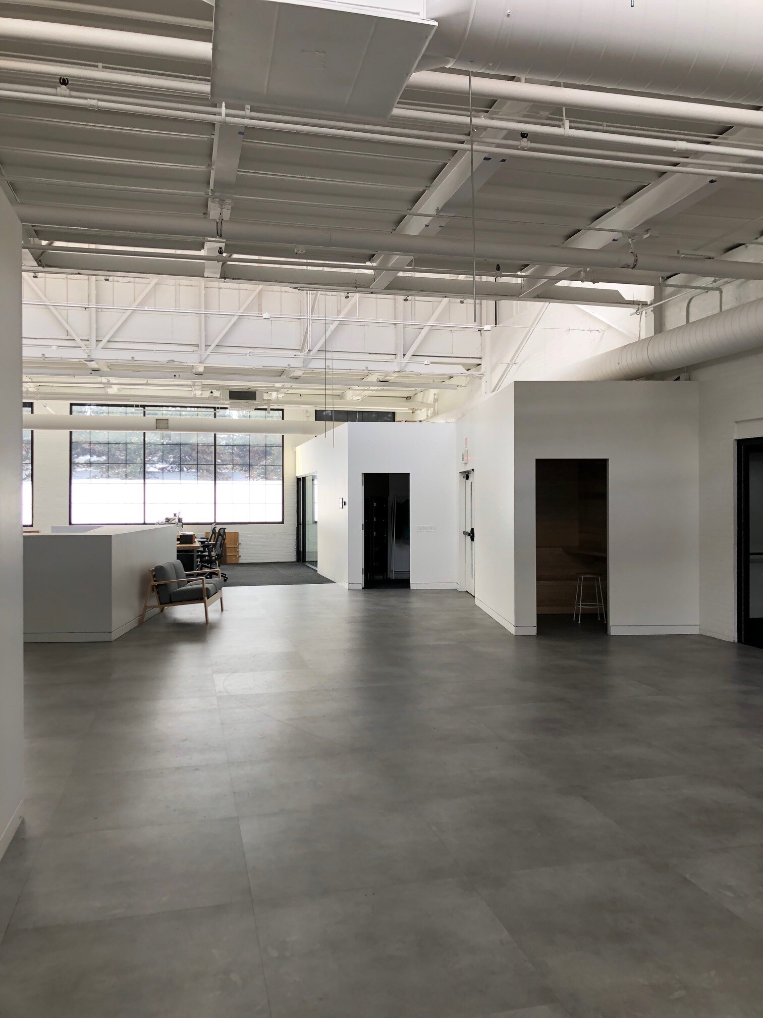 100 Carlson Rd, Rochester, NY à louer Photo intérieure- Image 1 de 4