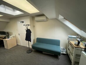 19 Station Rd, Chinnor for lease Interior Photo- Image 2 of 3