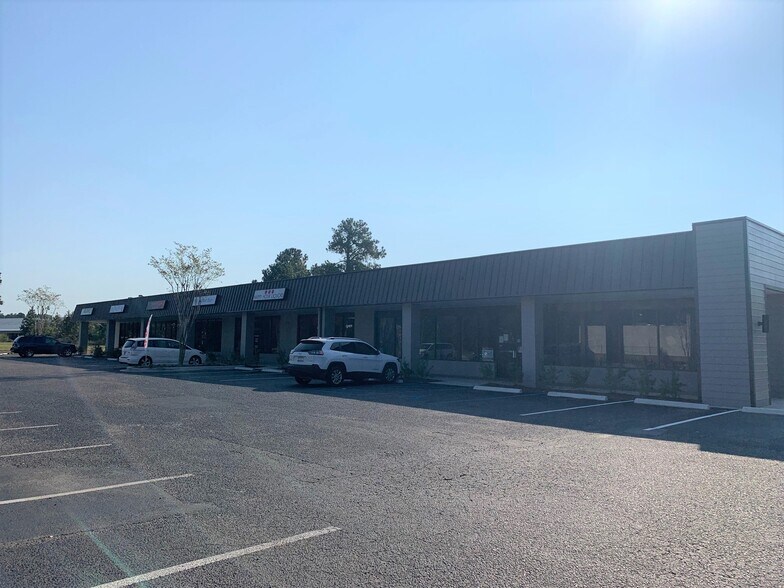 2885 W 5th North St, Summerville, SC à louer - Photo du bâtiment - Image 2 de 3