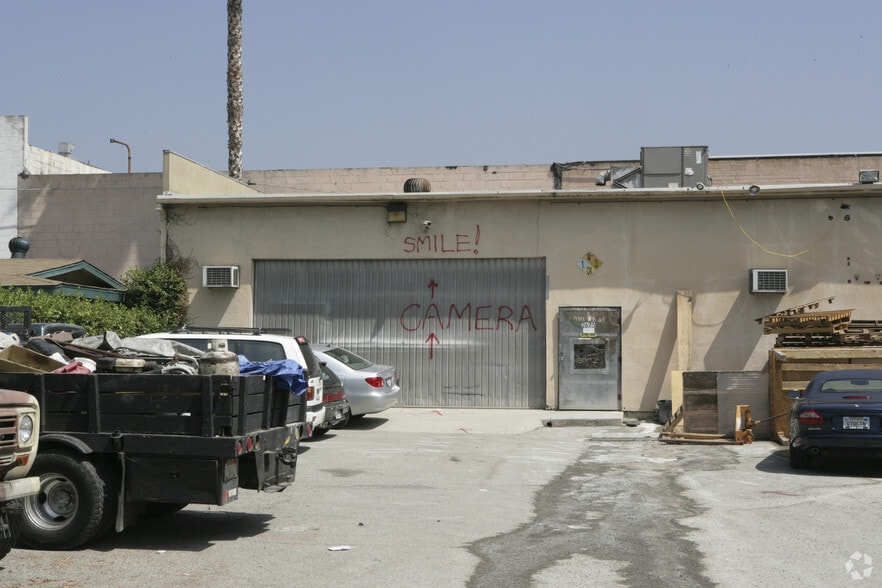 2674 E Walnut St, Pasadena, CA for sale - Building Photo - Image 2 of 3