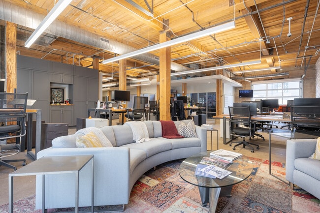 Plus de détails pour 504 Rhett St, Greenville, SC - Bureau à louer