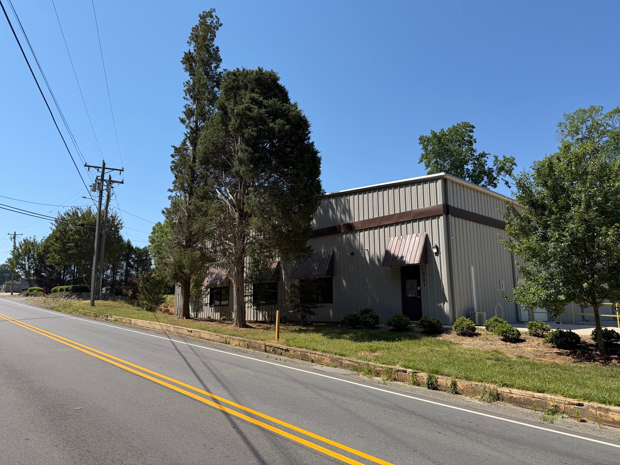 701 Klumac Rd, Salisbury, NC for lease Building Photo- Image 1 of 2