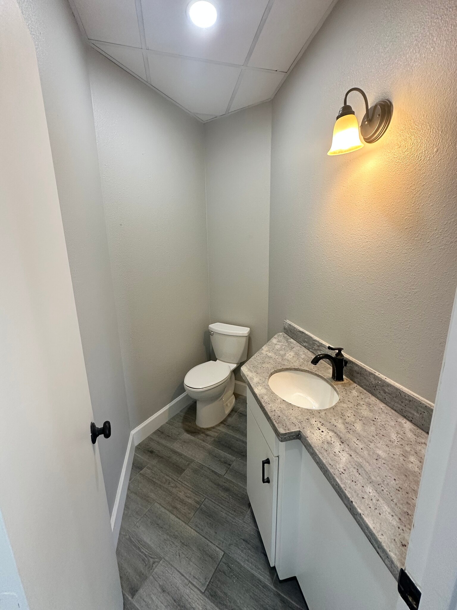 700 S Friendswood Dr, Friendswood, TX à louer Photo du bâtiment- Image 1 de 6