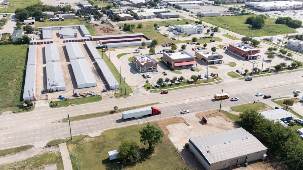 2806 FM 544 Rd, Wylie, TX à louer - Photo du bâtiment - Image 3 de 24