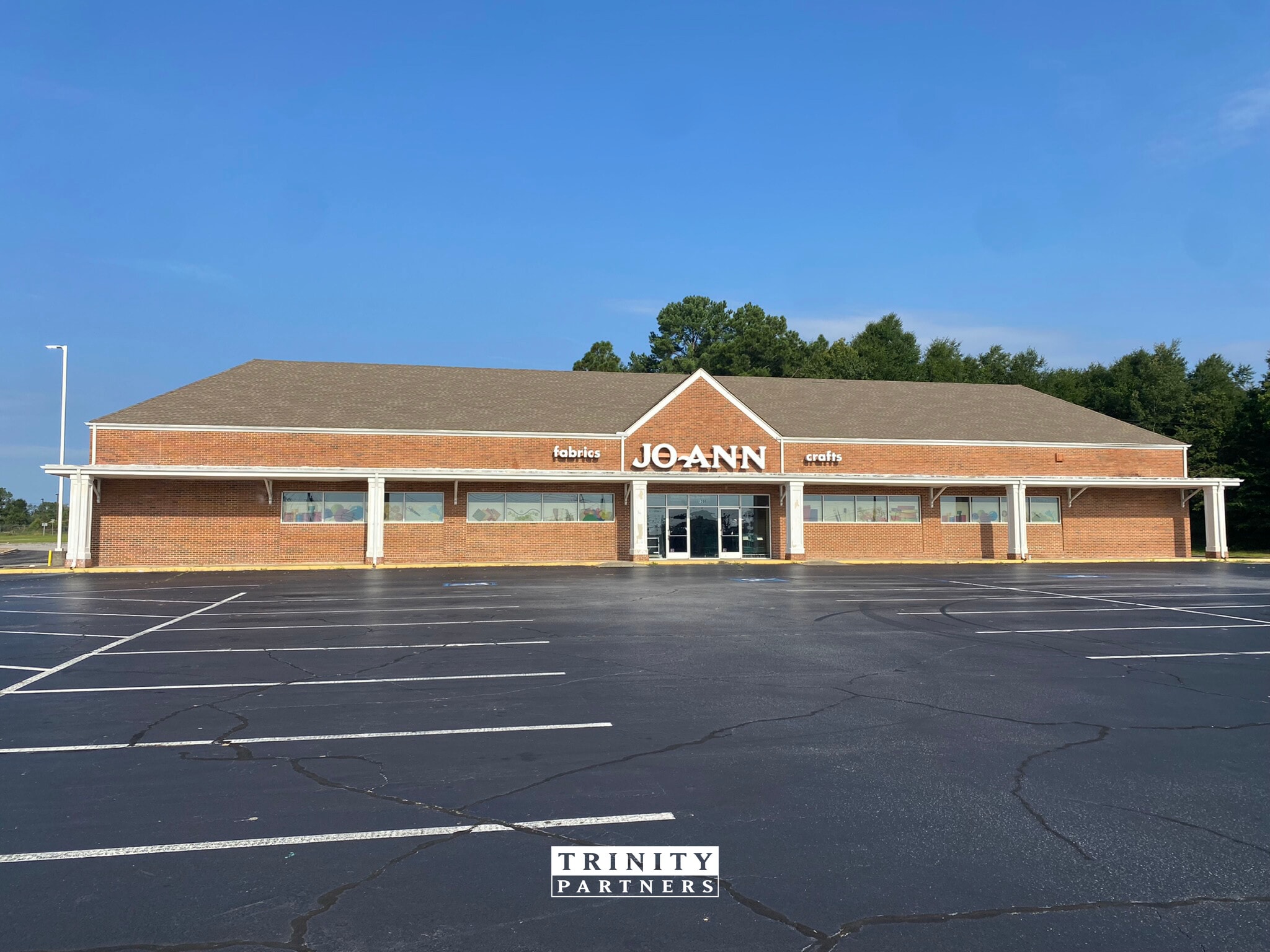 1200 Charleston Hwy, West Columbia, SC for sale Interior Photo- Image 1 of 3