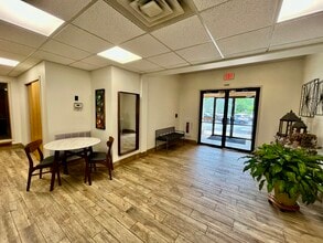 2000 Winton Rd S, Rochester, NY for lease Lobby- Image 1 of 9