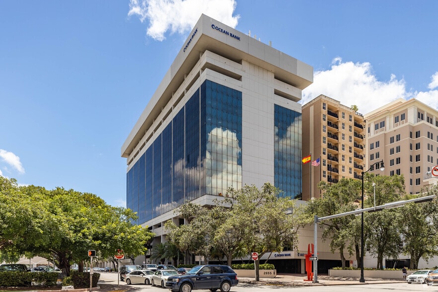 2655 Le Jeune Rd, Coral Gables, FL for lease - Building Photo - Image 2 of 8