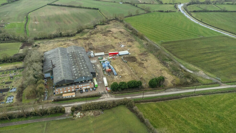 Canal Ln, Melton Mowbray for sale - Building Photo - Image 2 of 12