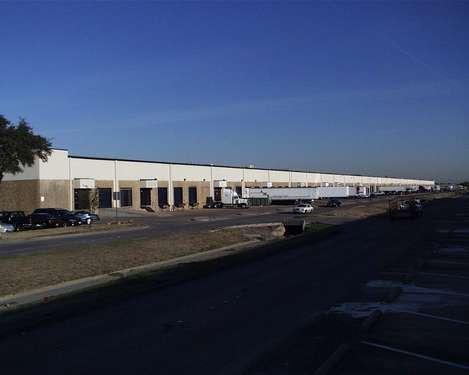1401-1815 Kelly Blvd, Carrollton, TX à louer - Photo du bâtiment - Image 3 de 5