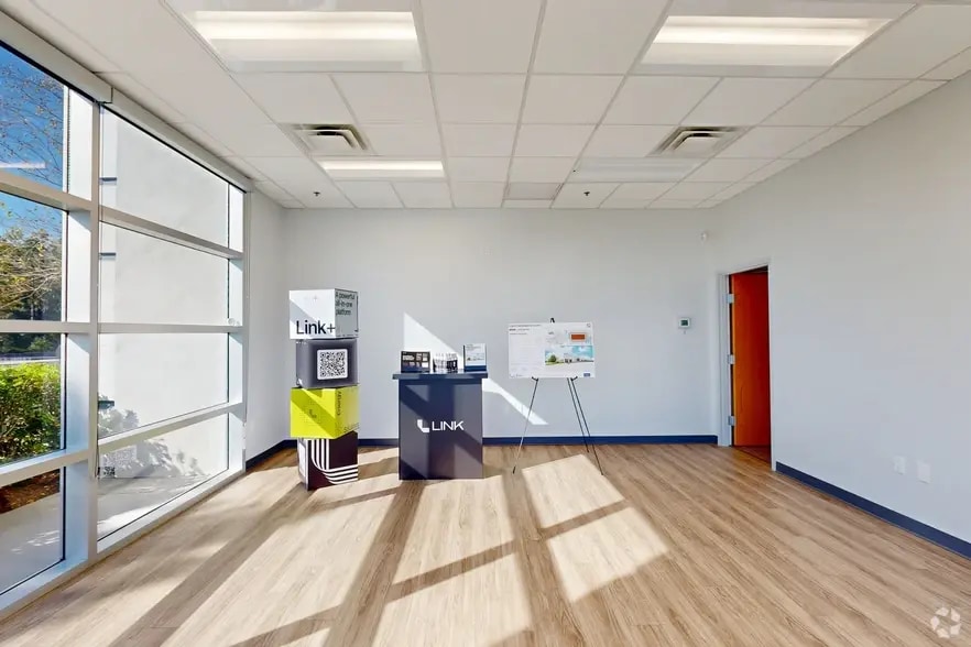 12400 Presidents Ct, Jacksonville, FL à louer - Numérisation 3D de Matterport - Image 2 de 24