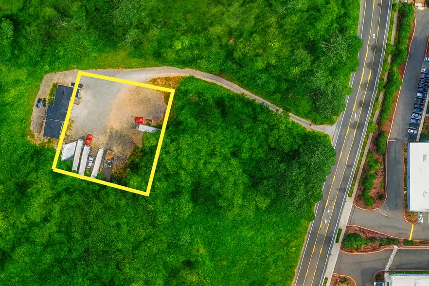 3206 W Valley Hwy E, Sumner, WA for lease - Building Photo - Image 1 of 6