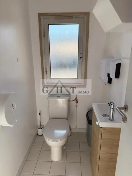 Bureau dans Marcoussis à louer - Photo intérieure - Image 3 de 4