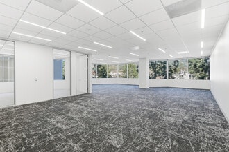 333 N Glenoaks Blvd, Burbank, CA à louer Photo intérieure- Image 2 de 3