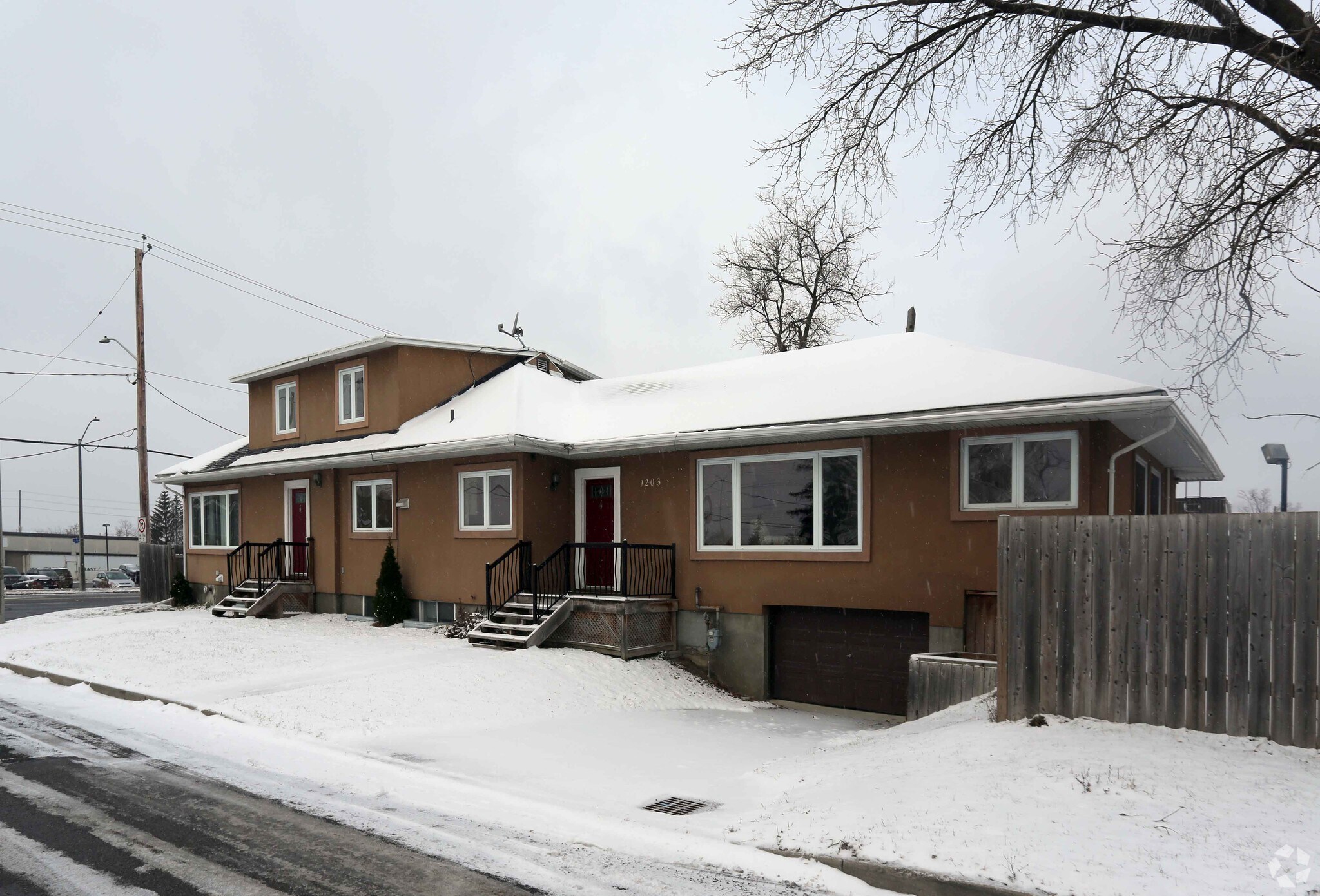 1203 St. Paul St, Ottawa, ON for sale Primary Photo- Image 1 of 1