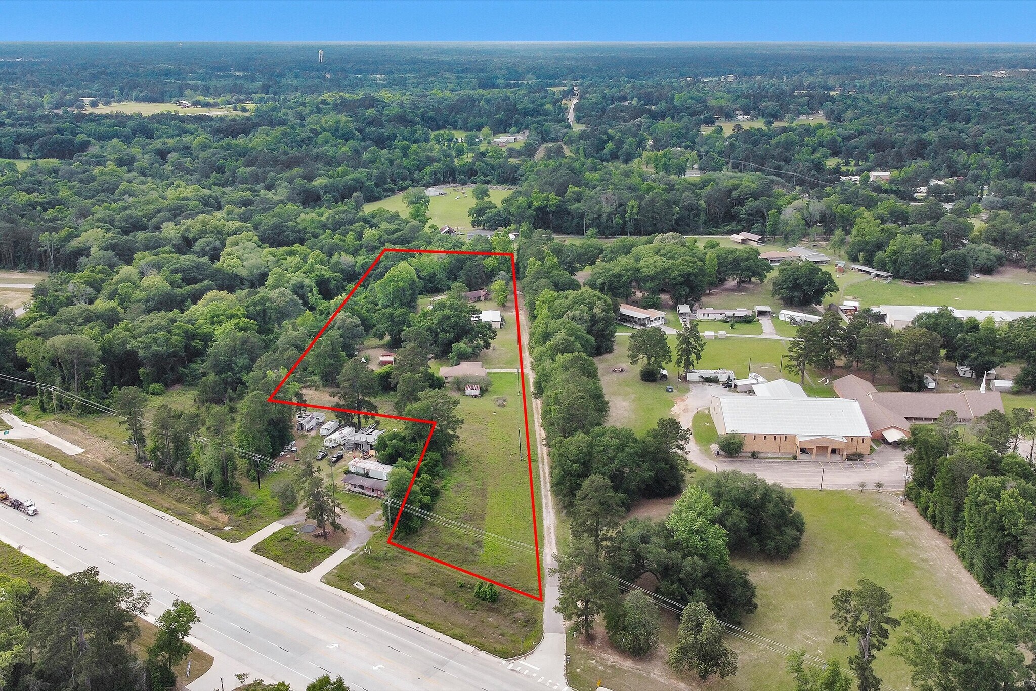 15635 Highway 105 E, Conroe, TX à vendre Photo principale- Image 1 de 33