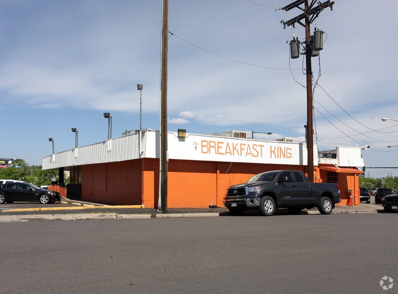 300 W Mississippi Ave, Denver, CO for lease - Building Photo - Image 2 of 15