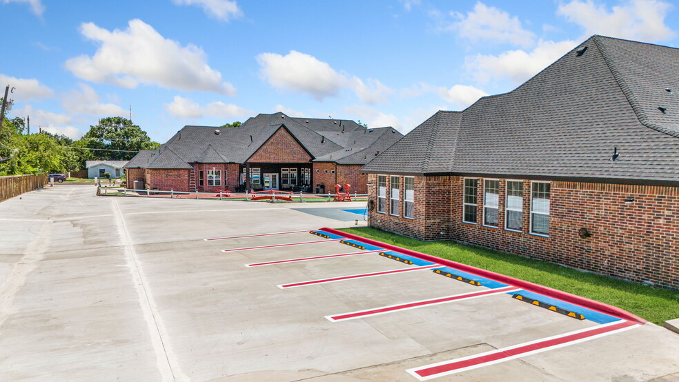 705 E Oates Rd, Garland, TX for sale - Building Photo - Image 3 of 49