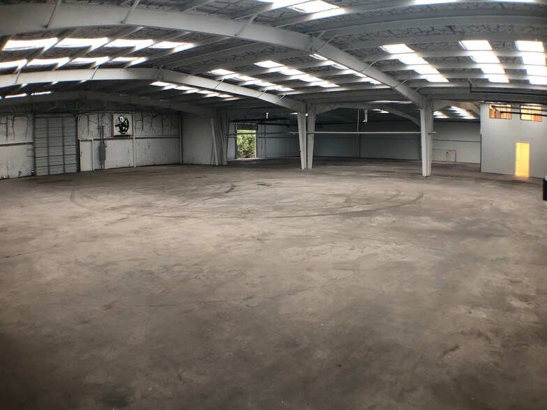 106 NW 17th St, Grand Prairie, TX à louer - Photo intérieure - Image 3 de 15