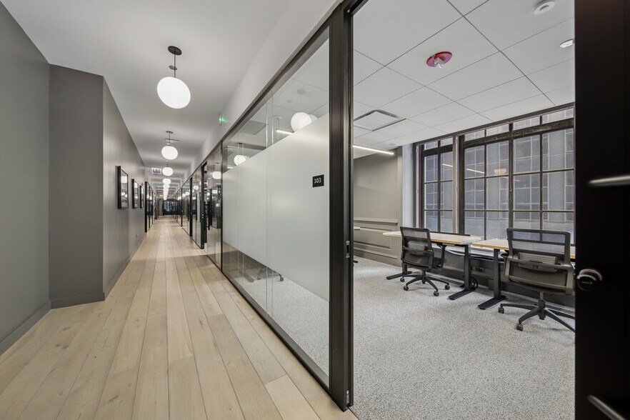 33 N LaSalle St, Chicago, IL à louer - Photo intérieure - Image 3 de 23
