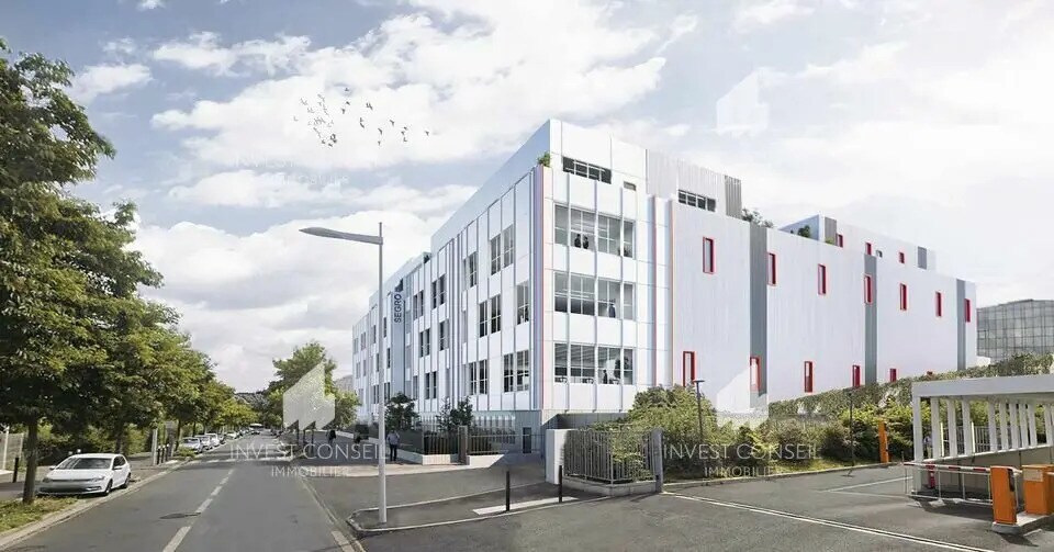 Flex in Nanterre for lease Building Photo- Image 1 of 10