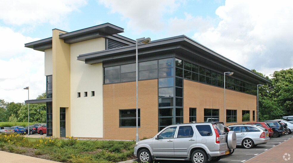 1 Oakwater Av, Cheadle à louer - Photo du bâtiment - Image 3 de 3