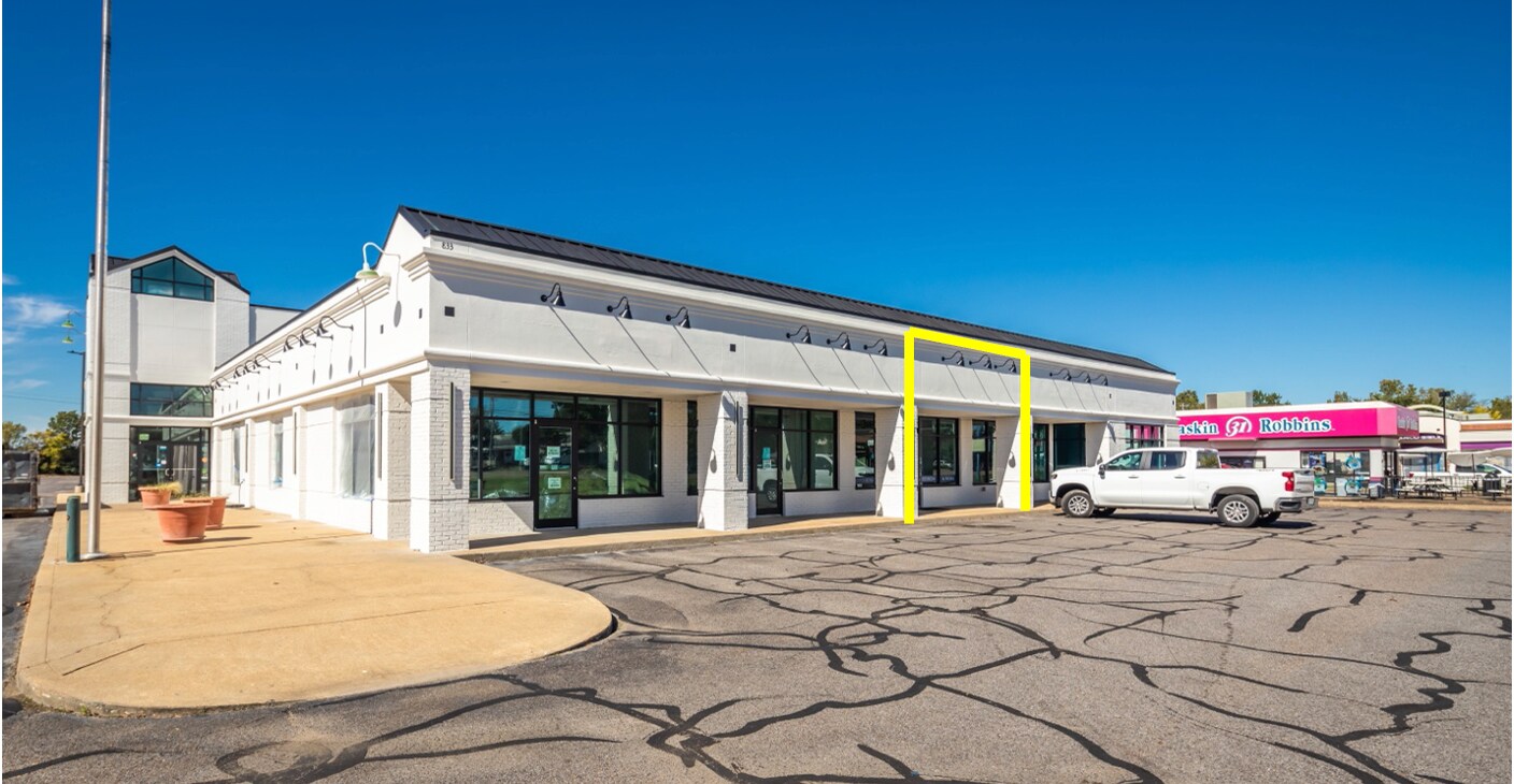 833-849 N Germantown Pky, Cordova, TN à vendre Photo du bâtiment- Image 1 de 1