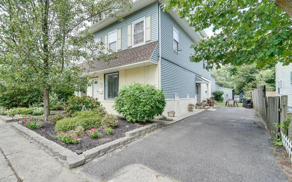 134 Haddon Ave, West Berlin, NJ à vendre - Photo du bâtiment - Image 2 de 10