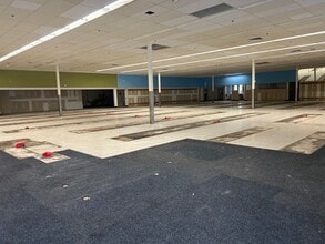 1451-1469 Whalley Ave, New Haven, CT for lease Interior Photo- Image 2 of 4