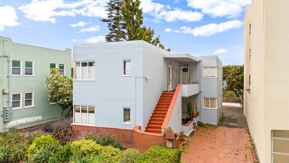 1682 Oxford St, Berkeley, CA à vendre - Photo du bâtiment - Image 2 de 31