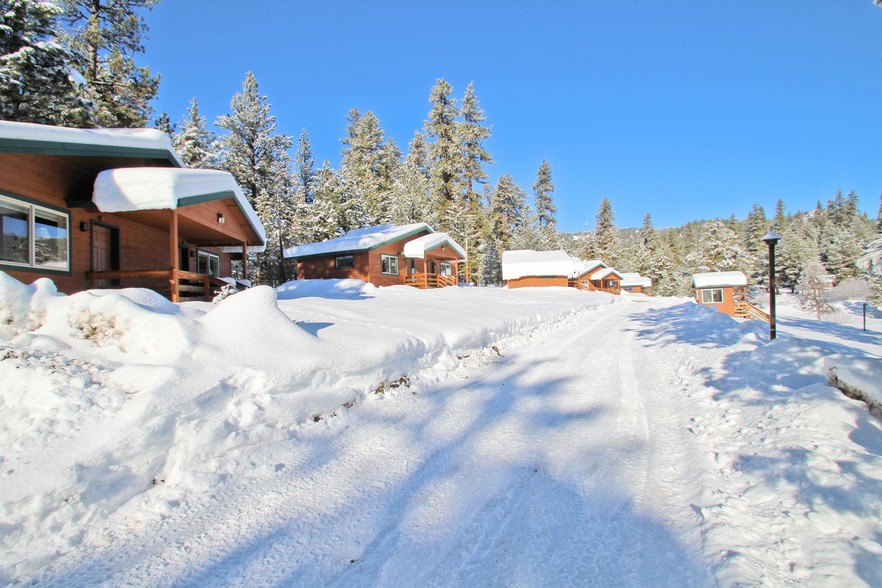 33051 NE Ochoco Hwy, Prineville, OR for sale - Primary Photo - Image 1 of 1