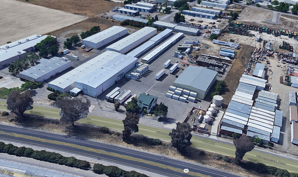 350 Commerce Ave, Atwater, CA for lease - Building Photo - Image 1 of 5