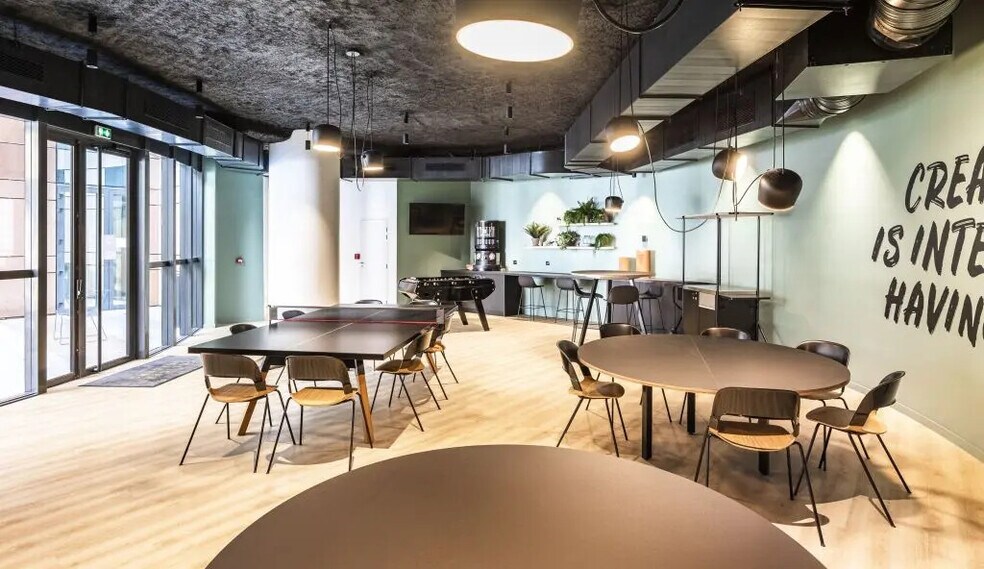 8-14 Avenue De L'Arche, Courbevoie à louer - Photo du bâtiment - Image 3 de 13