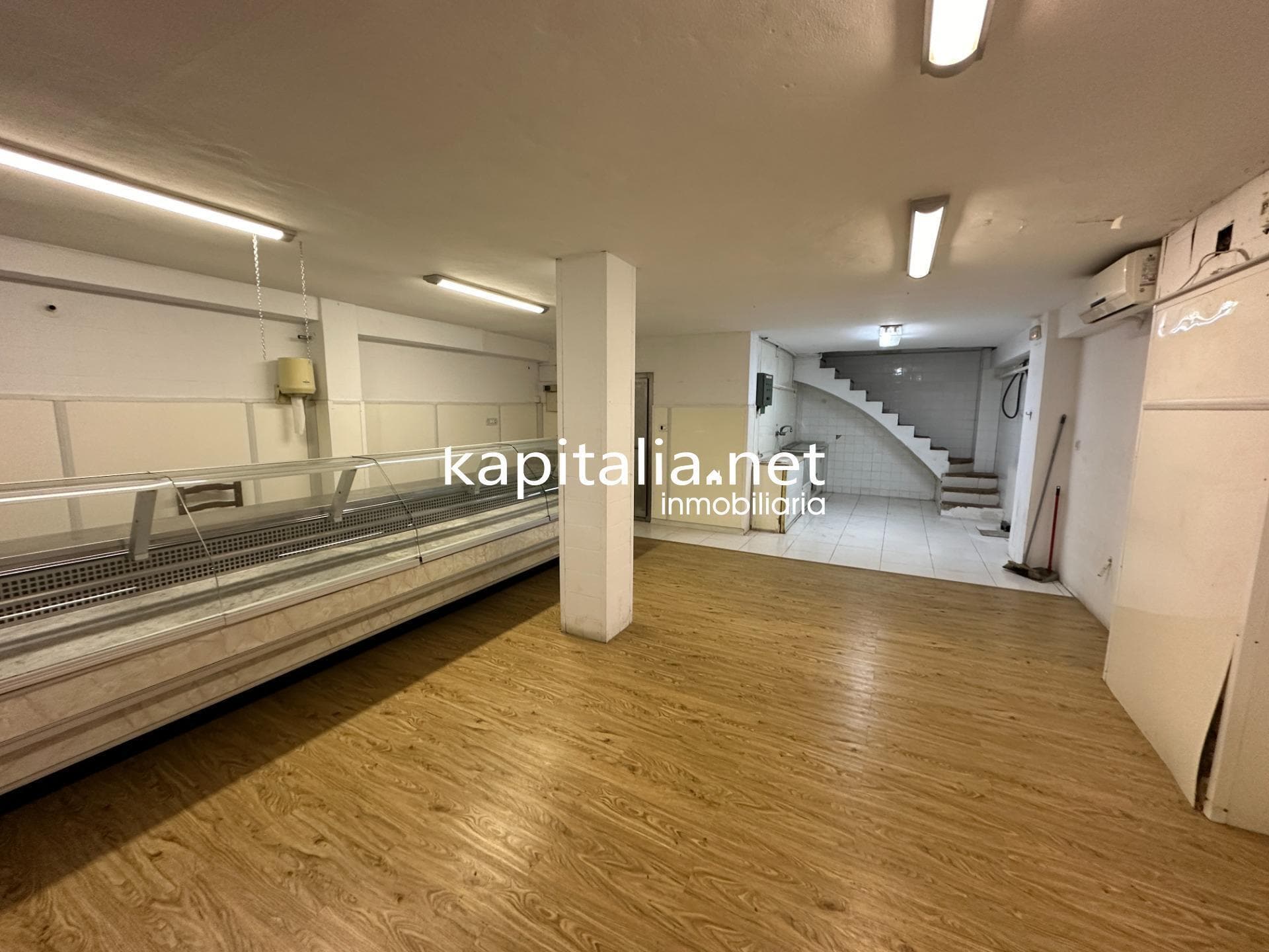 Retail in Ontinyent, Valencia for lease Primary Photo- Image 1 of 9