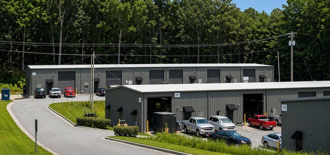 More details for 297 Gateway Dr, Canton, GA - Industrial for Lease