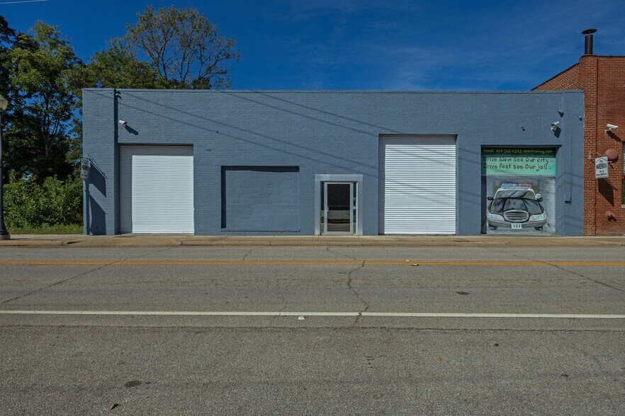101 W Main St, Hogansville, GA à vendre - Photo du bâtiment - Image 1 de 18
