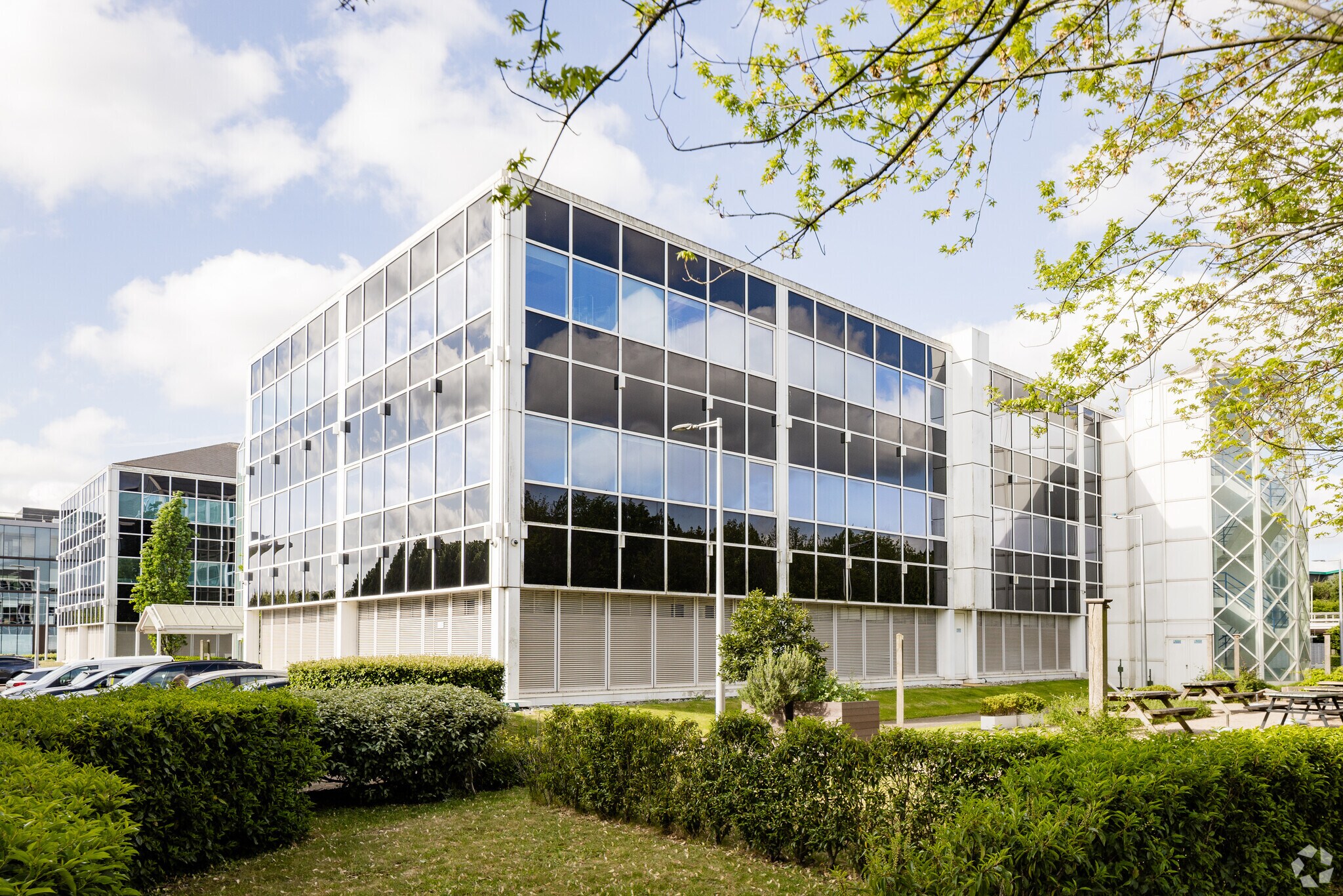 3 Longwalk Rd, Uxbridge for lease Primary Photo- Image 1 of 3