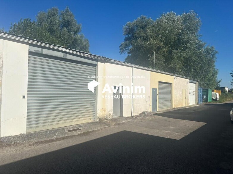Industriel dans Aulnay-sur-Mauldre à vendre - Photo du bâtiment - Image 2 de 4