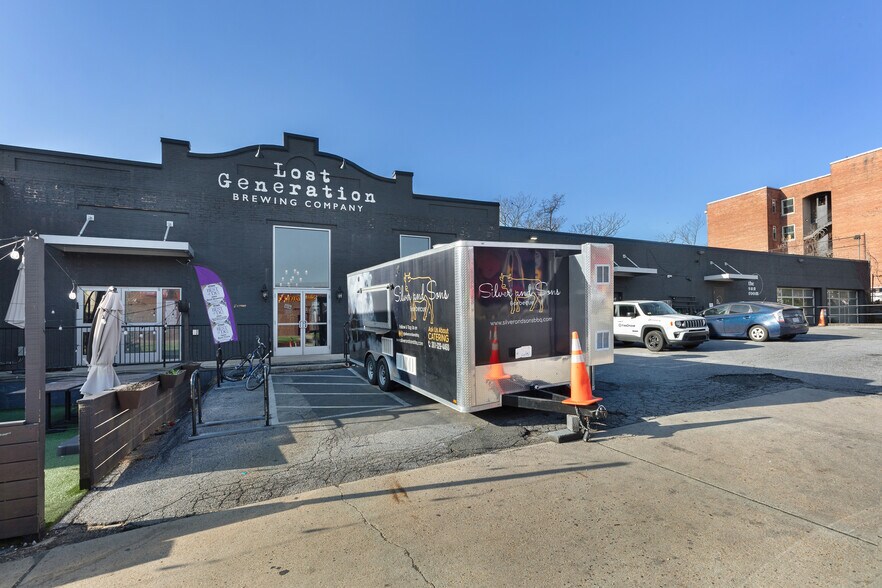 327 S St NE, Washington, DC à louer - Photo du bâtiment - Image 2 de 14