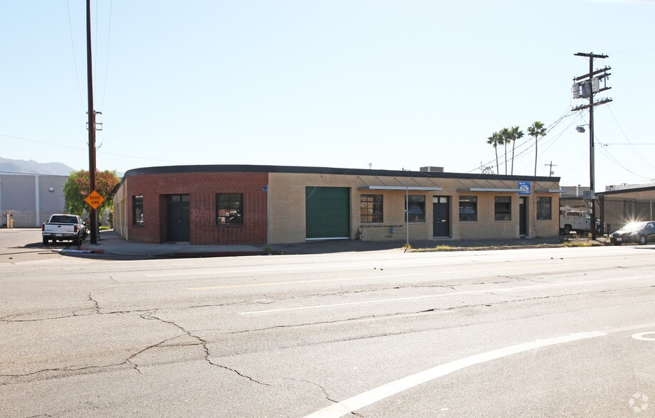 7742-7750 Clybourn Ave, Sun Valley, CA for lease - Building Photo - Image 1 of 4