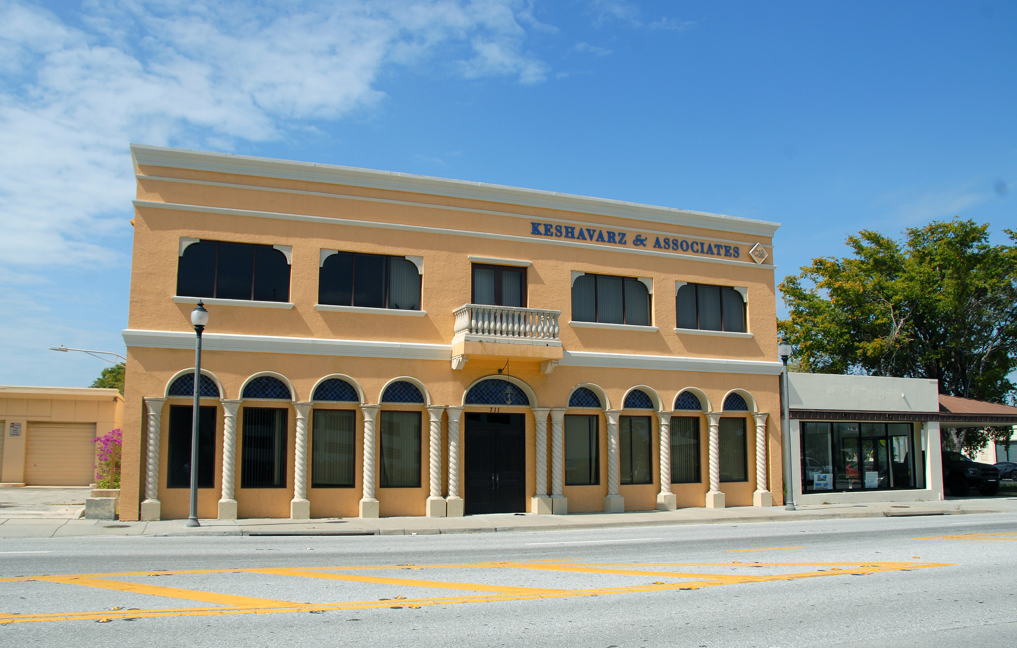 711 N Dixie Hwy, West Palm Beach, FL à vendre Photo du bâtiment- Image 1 de 1