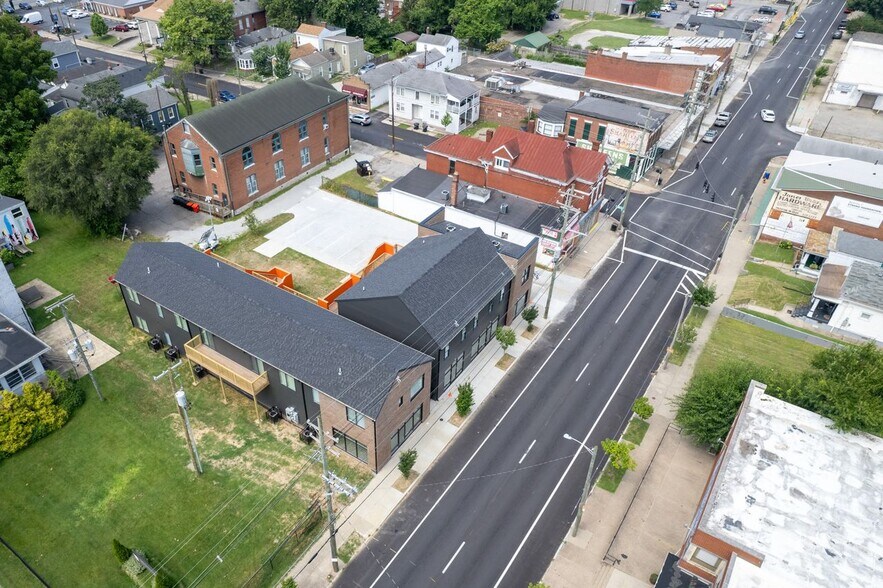 2512 Portland Ave, Louisville, KY à vendre - Photo du bâtiment - Image 2 de 14