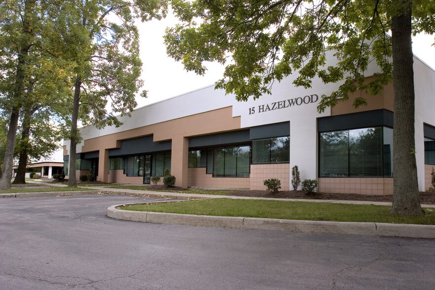 15 Hazelwood Dr, Buffalo, NY à louer - Photo du bâtiment - Image 2 de 10