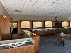 36 Chestnut Rd, Paoli, PA for lease Interior Photo- Image 2 of 9