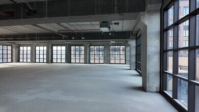 150 E 4th Pl, Sioux Falls, SD à louer Photo intérieure- Image 1 de 3